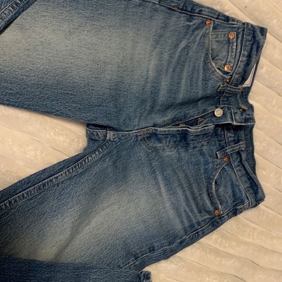 GAP High Rise Denim Jean - Picture 2 of 4